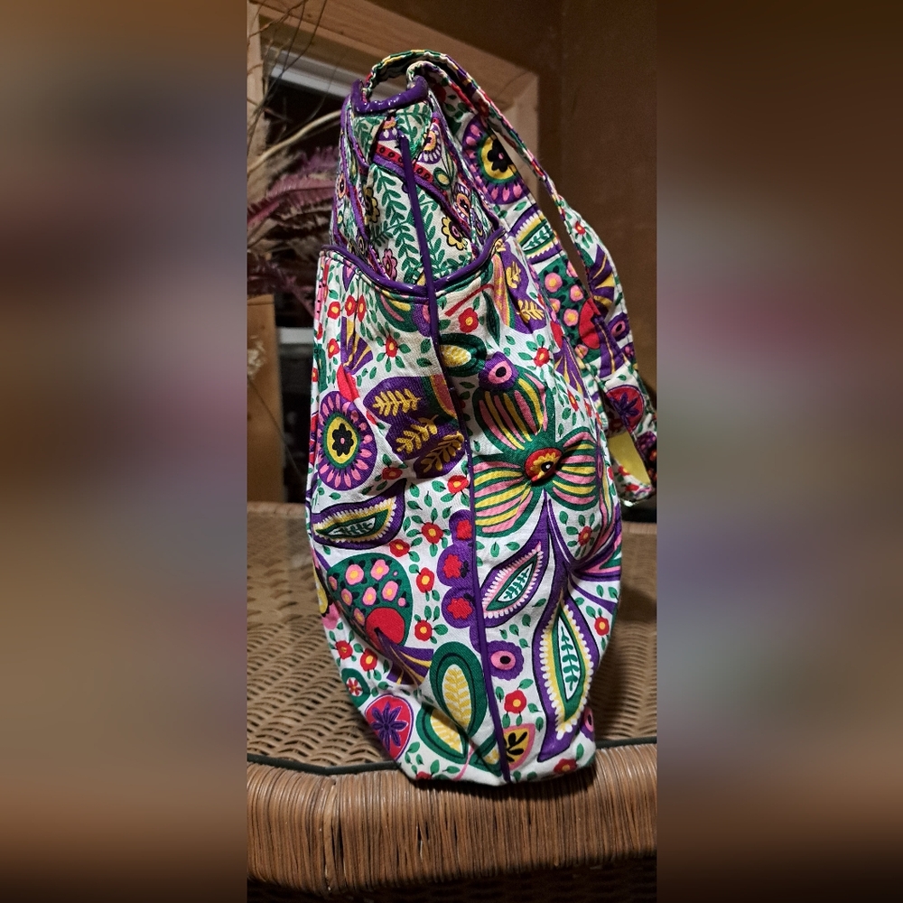 Vera Bradley Viva La Vera Floral Patterned Women's Bag. Bright Colors. - Picture 6 of 14